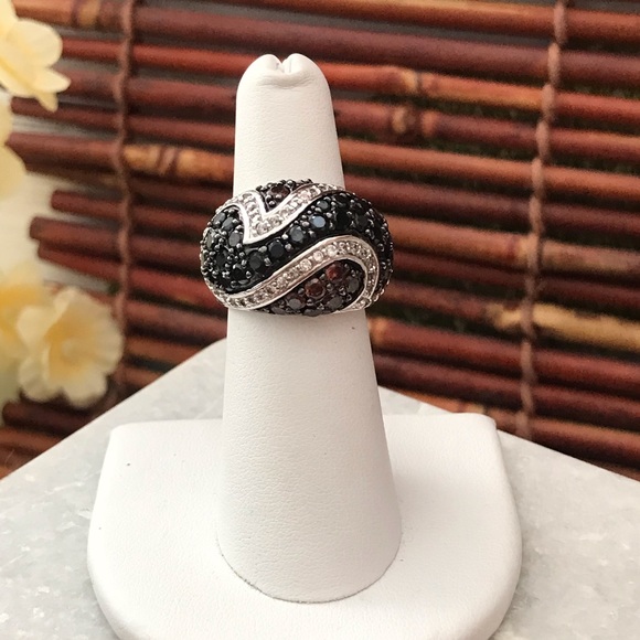 Dome Cocktail Ring Garnet Amethyst and Cubic Zironia Size 6 - Picture 2 of 9